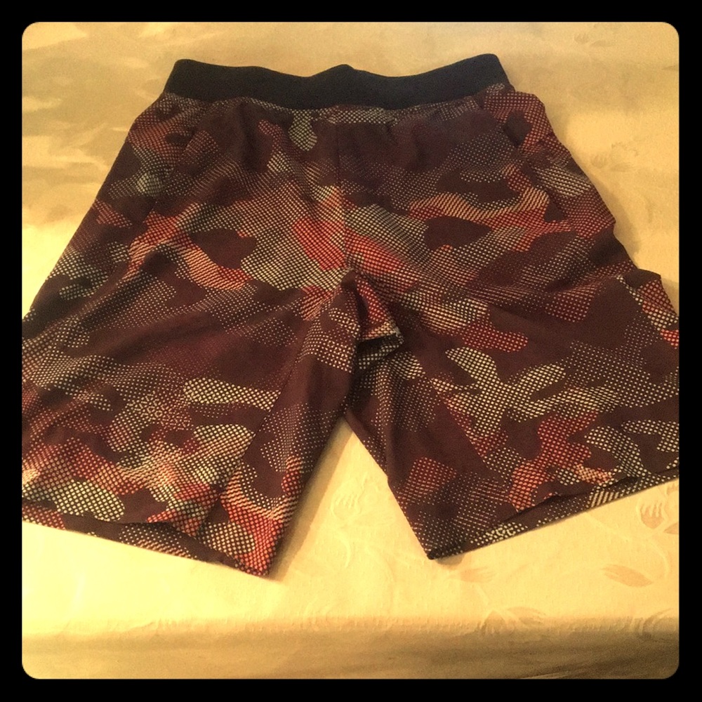 Lululemon Athletical core shorts